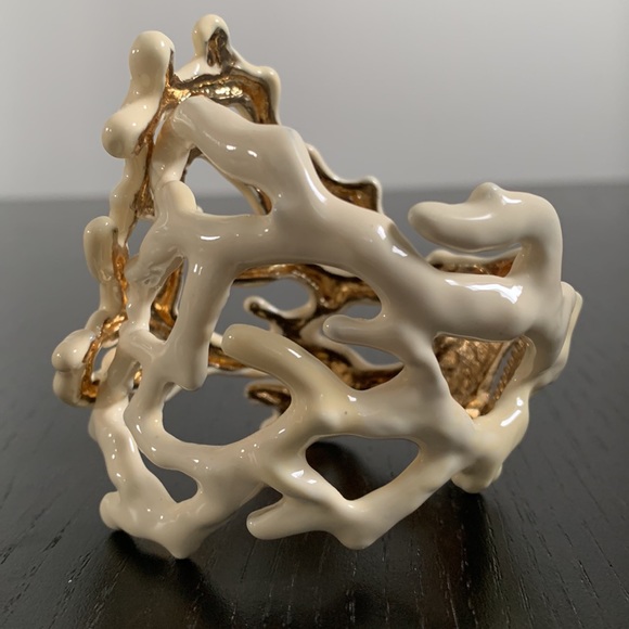 Ivory coral bracelet - Picture 3 of 7